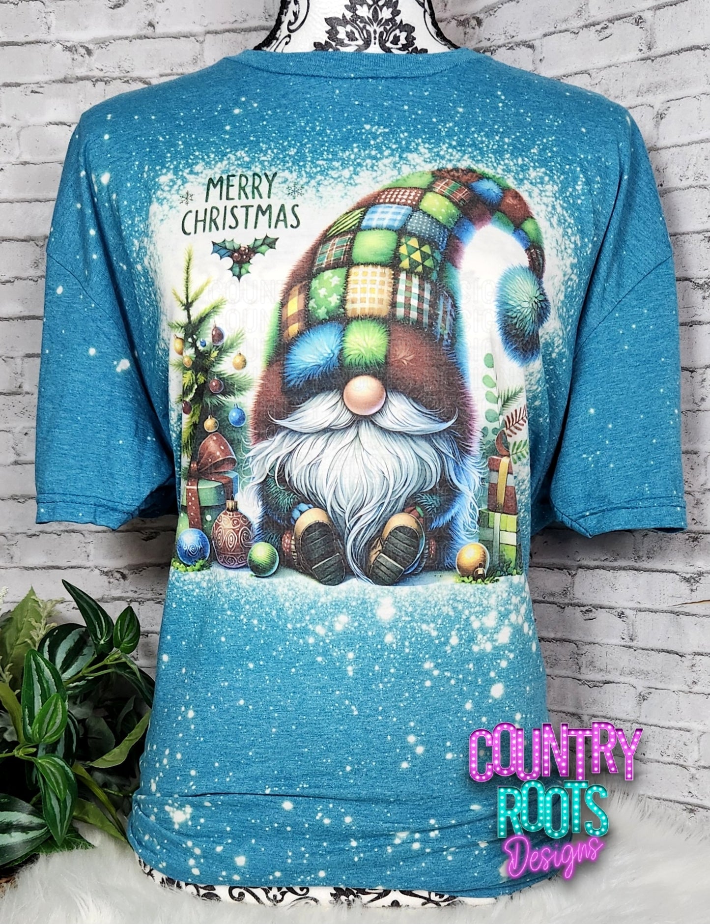 Christmas Gnome 1_ Tee